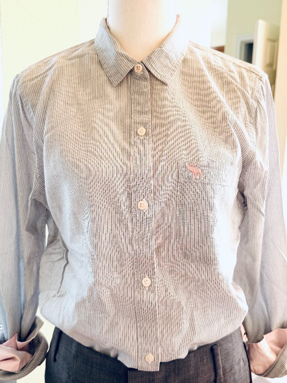 Classic blue and white fine-striped cotton super comfy button-down shirt